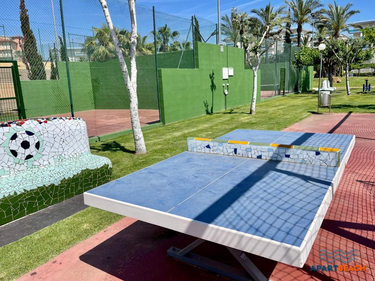 Apartbeach Los Juncos Residencial Piscinas Y Petanca La Pineda Exterior photo